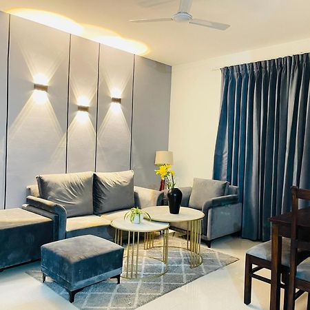 Bedchambers Serviced Apartment, Medicity Ґурґаон Екстер'єр фото